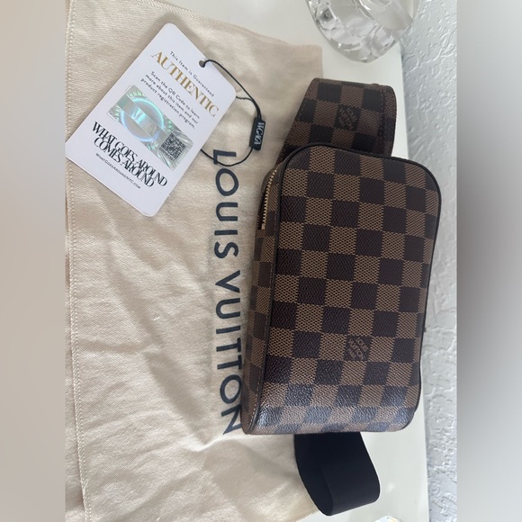 LOUIS VUITTON GERONIMOS - Picture 8 of 8